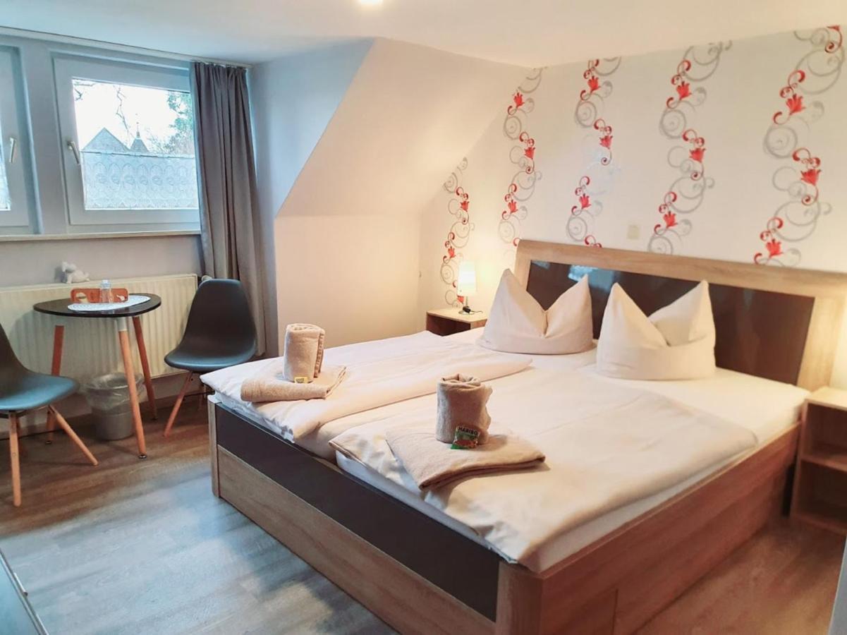Hotel Up Diek Каролинензил Екстериор снимка